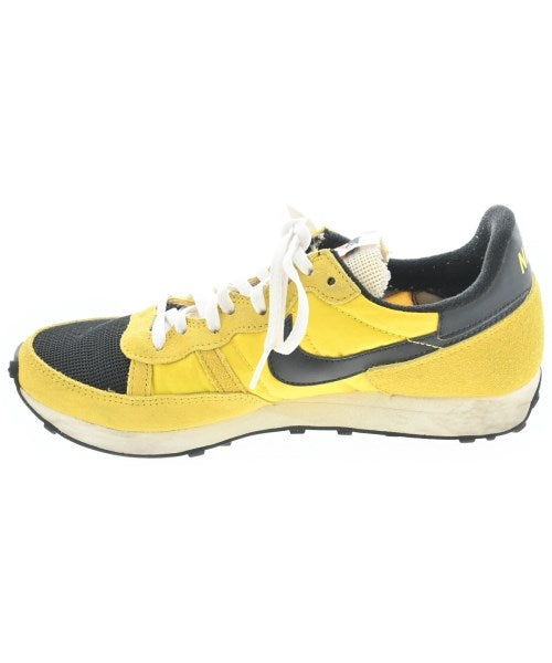 NIKE รองเท้าผ้าใบ