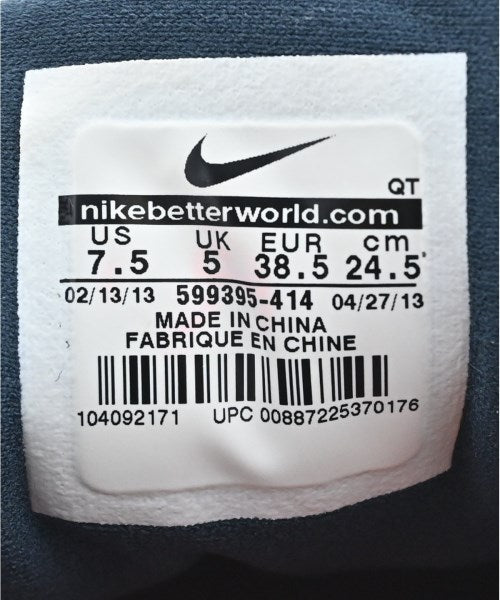 NIKE รองเท้าผ้าใบ