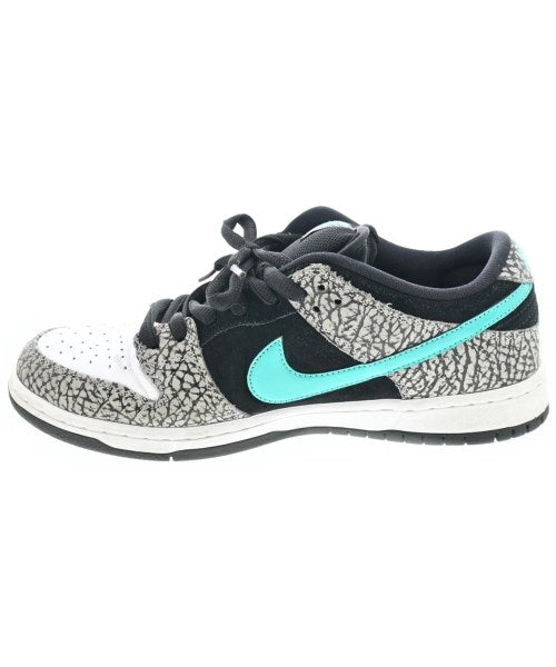 NIKE รองเท้าผ้าใบ