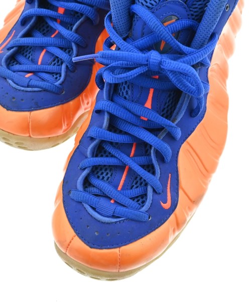 NIKE รองเท้าผ้าใบ