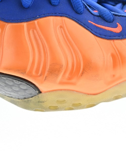 NIKE รองเท้าผ้าใบ