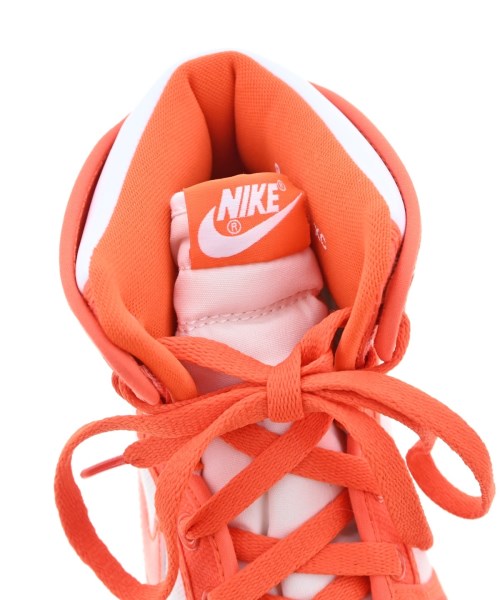 NIKE รองเท้าผ้าใบ