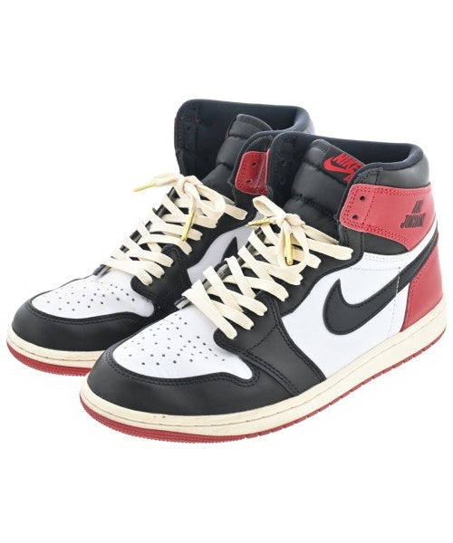 NIKE รองเท้าผ้าใบ