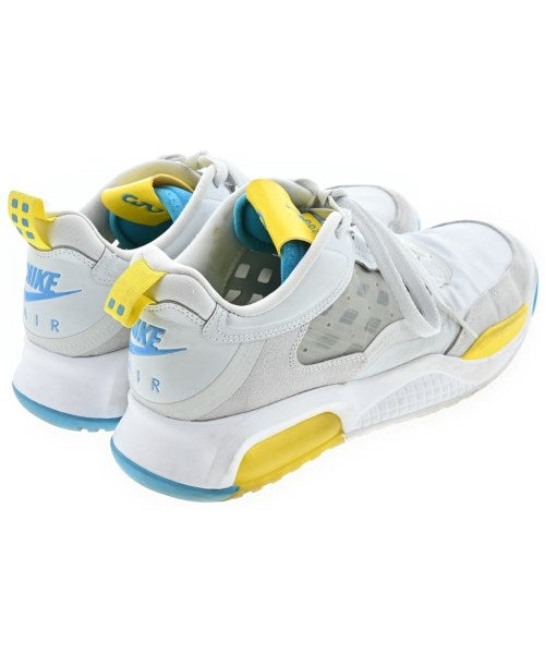 NIKE รองเท้าผ้าใบ