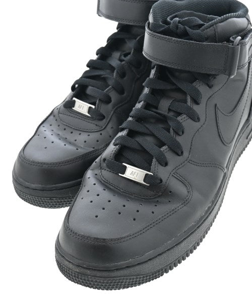 NIKE รองเท้าผ้าใบ
