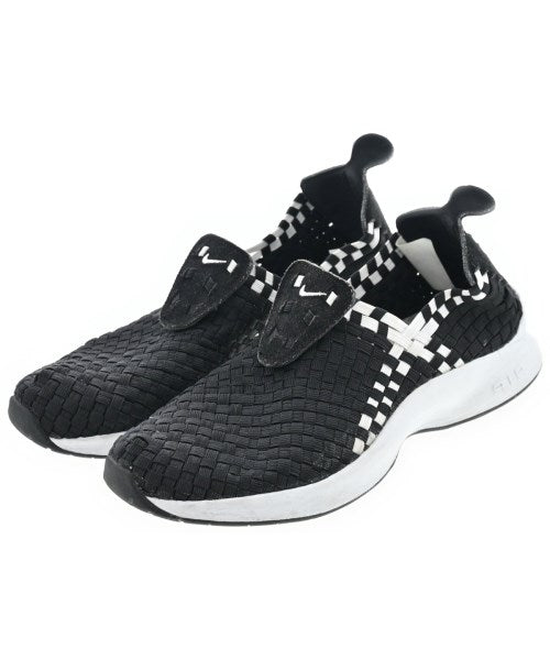 NIKE รองเท้าผ้าใบ