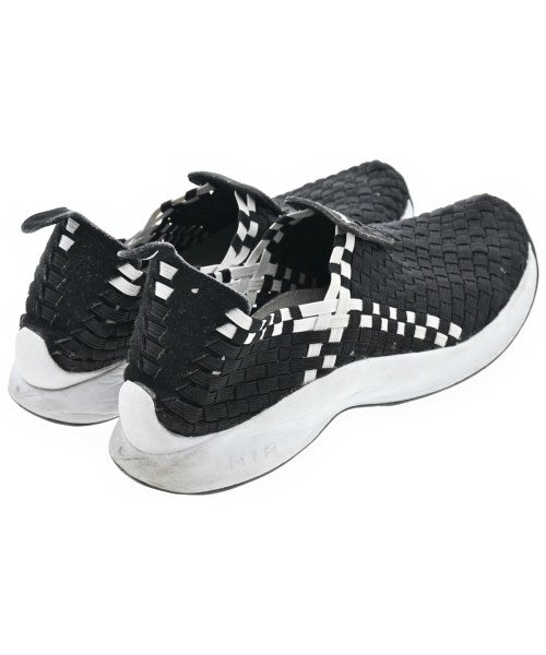 NIKE รองเท้าผ้าใบ