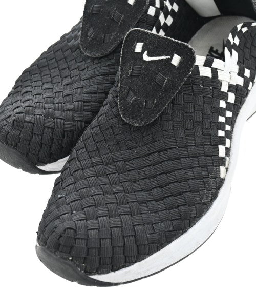 NIKE รองเท้าผ้าใบ