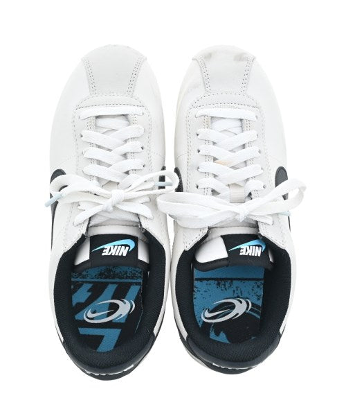 NIKE รองเท้าผ้าใบ