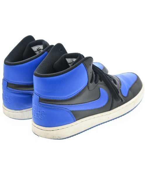 NIKE รองเท้าผ้าใบ