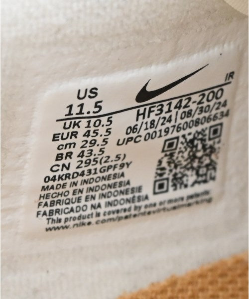 NIKE รองเท้าผ้าใบ