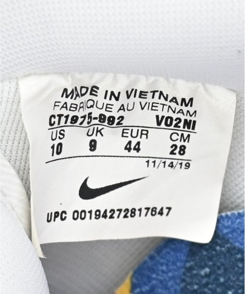 NIKE รองเท้าผ้าใบ