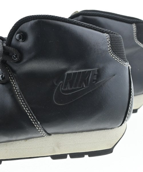 NIKE รองเท้าผ้าใบ