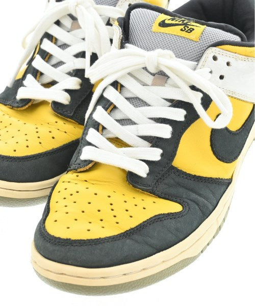 NIKE รองเท้าผ้าใบ