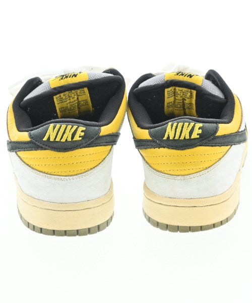 NIKE รองเท้าผ้าใบ