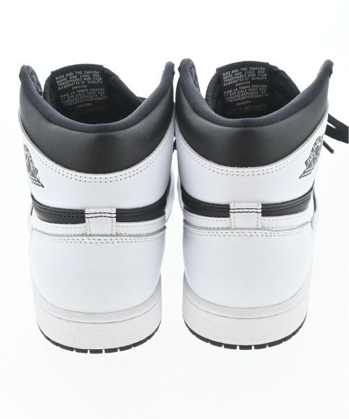 NIKE รองเท้าผ้าใบ