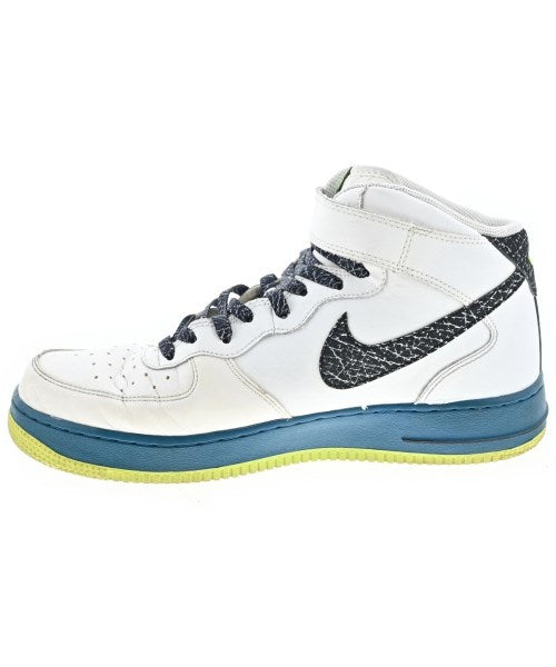 NIKE รองเท้าผ้าใบ