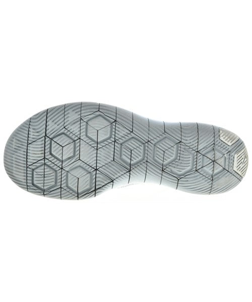 NIKE รองเท้าผ้าใบ