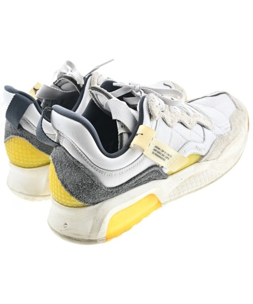 NIKE รองเท้าผ้าใบ