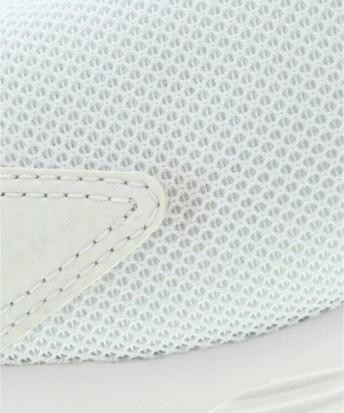 NIKE รองเท้าผ้าใบ