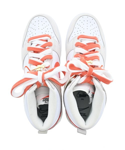 NIKE รองเท้าผ้าใบ