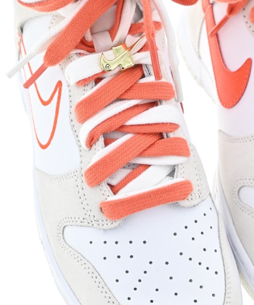 NIKE รองเท้าผ้าใบ
