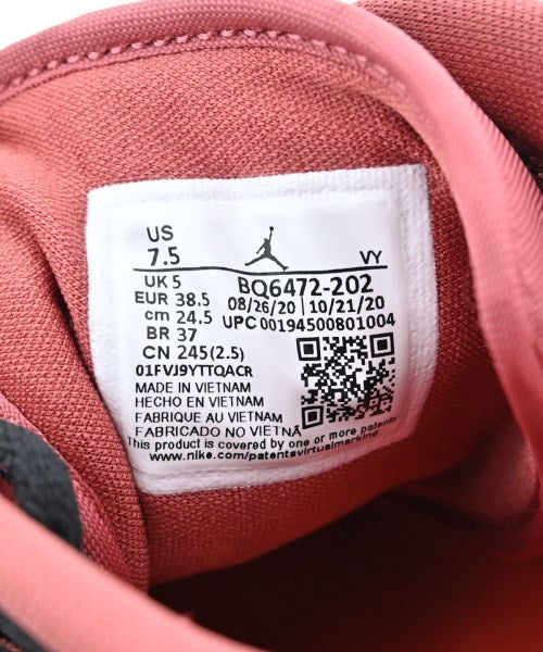 NIKE รองเท้าผ้าใบ