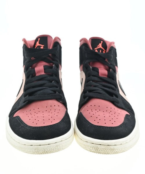 NIKE รองเท้าผ้าใบ