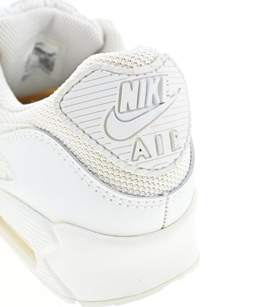 NIKE รองเท้าผ้าใบ