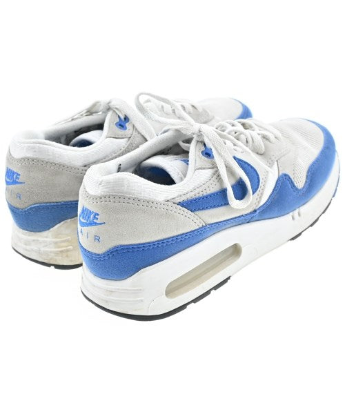NIKE รองเท้าผ้าใบ