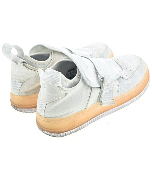 NIKE รองเท้าผ้าใบ
