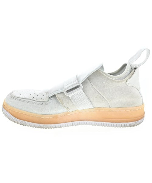 NIKE รองเท้าผ้าใบ