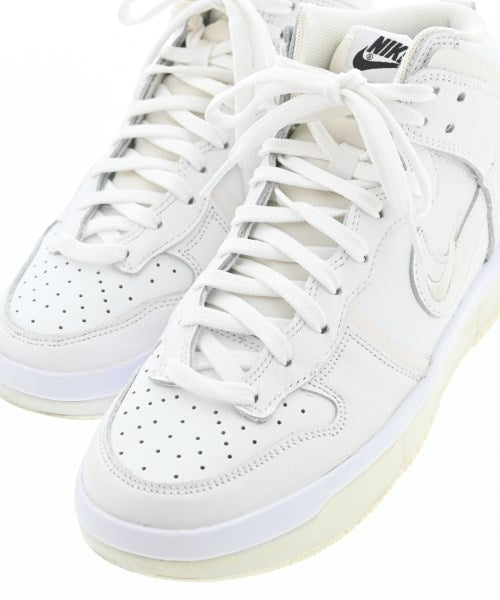 NIKE รองเท้าผ้าใบ