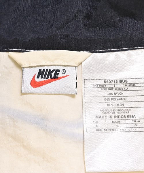 NIKE แจ็คเก็ตเบลาส์ อื่น
