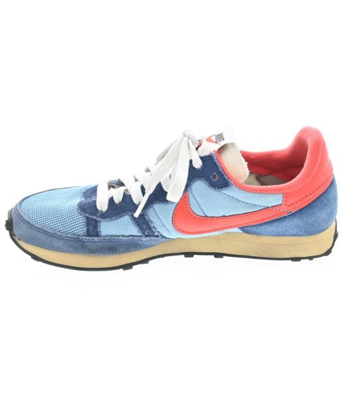 NIKE รองเท้าผ้าใบ