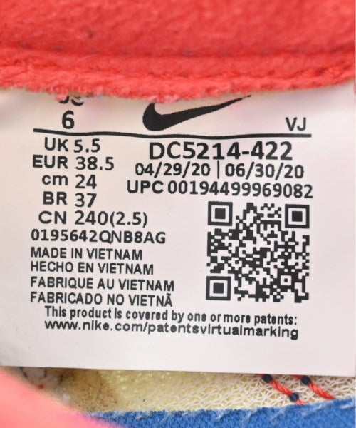 NIKE รองเท้าผ้าใบ