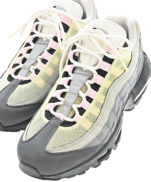 NIKE รองเท้าผ้าใบ