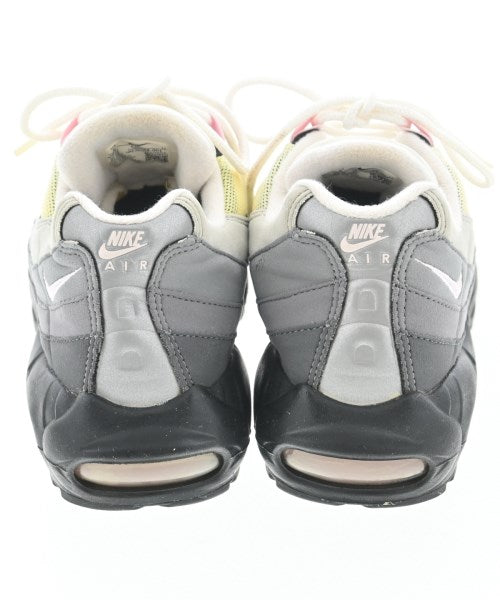 NIKE รองเท้าผ้าใบ