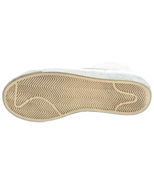 NIKE รองเท้าผ้าใบ