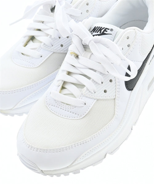 NIKE รองเท้าผ้าใบ