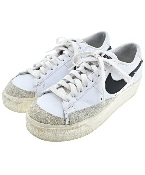 NIKE รองเท้าผ้าใบ