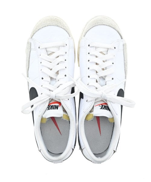 NIKE รองเท้าผ้าใบ