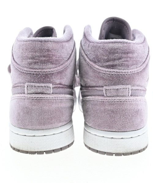 NIKE รองเท้าผ้าใบ