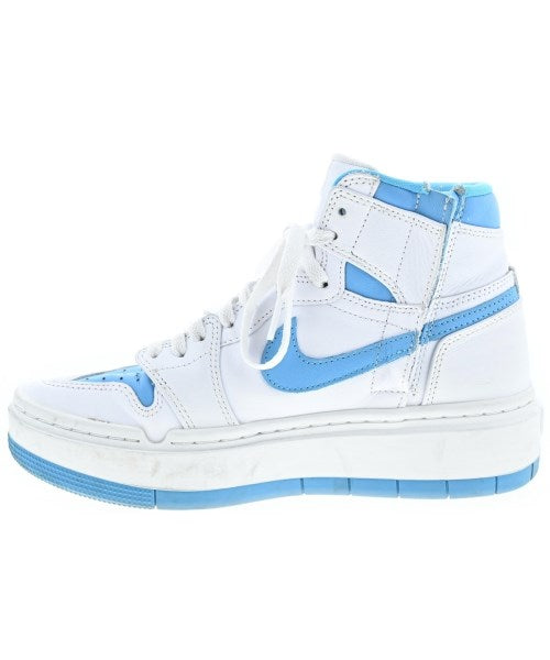 NIKE รองเท้าผ้าใบ