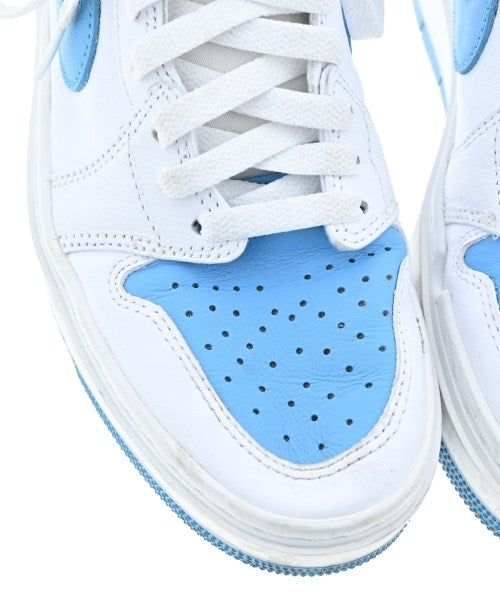 NIKE รองเท้าผ้าใบ