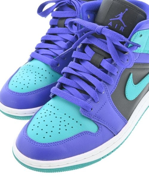NIKE รองเท้าผ้าใบ