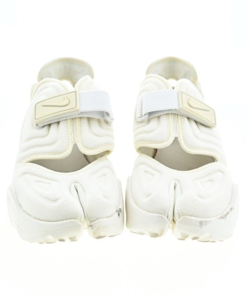 NIKE รองเท้า อื่น
