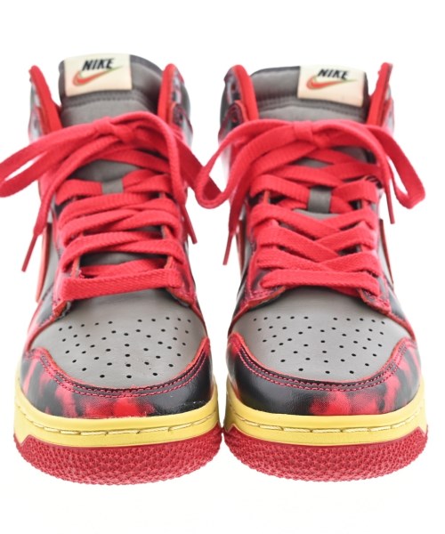 NIKE รองเท้าผ้าใบ