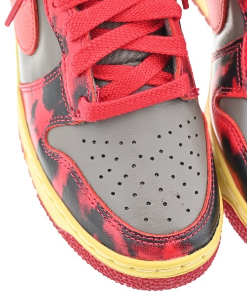 NIKE รองเท้าผ้าใบ