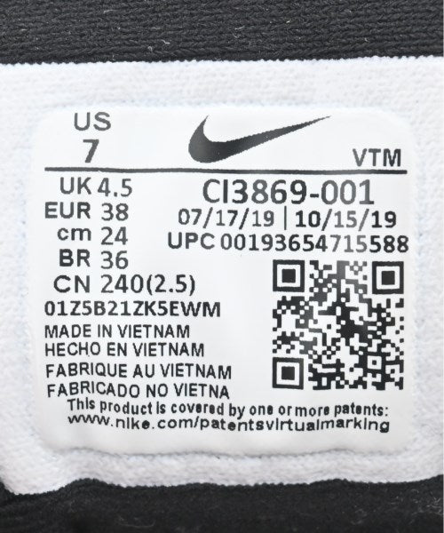 NIKE รองเท้าผ้าใบ